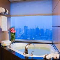 Executive King Room with Access to Executive Lounge