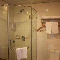 Business Queen Room