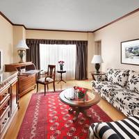 Deluxe Suite(Inclusive of Executive Lounge access)