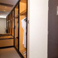 Club King or Twin Room with City View