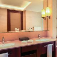 Pacific Club King Bed Room