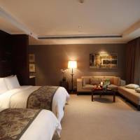 Oasis Queen Room