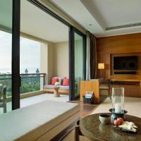 Queen Room with Ocean View