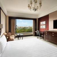 Deluxe King Room with River View