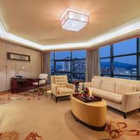 Executive King Suite