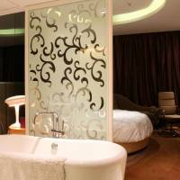 Lady Room