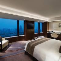 Deluxe King Room with City View
