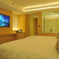 Standard Twin Room with City View