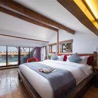 Duplex Room