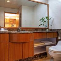 One-Bedroom Executive Twin Suite