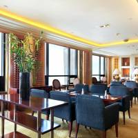 Hilton Executive King Room with Access to the Executive Lounge