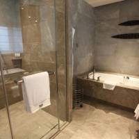 Executive Deluxe King Room