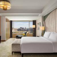 King Executive Suite