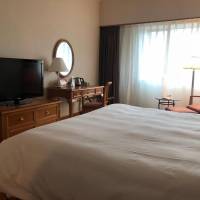 1 King Bed Standard Low Floor