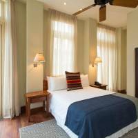 Queen Suite