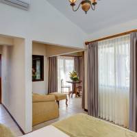Standard  Room with Garden View