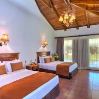 Standard Room with Partial Ocean/ Pool View