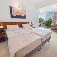Standard Room with Side Sea View (2 Adults + 2 Children)
