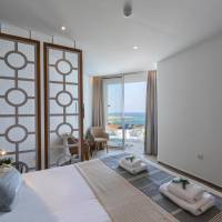 Deluxe Room with Panoramic Side Sea View