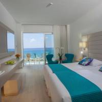 Superior Room with Side Sea View 