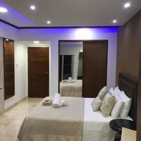 Deluxe Studio Apartment