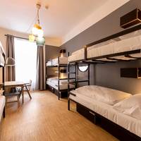 Bed in 6-Bed Mixed Dormitory Room