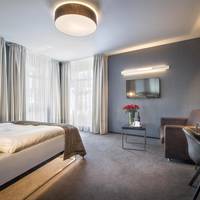 Luxury Triple Room