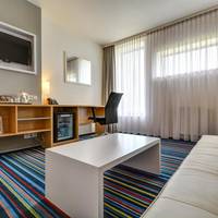 King Suite with Sofa Bed - Non-Smoking
