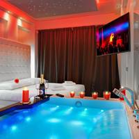 Wellness Room with Private Jacuzzi