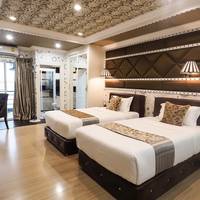 Royal Deluxe Twin Room