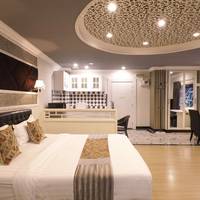 Royal Premium Studio