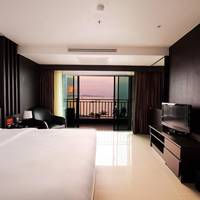 Deluxe King Room with Sea View