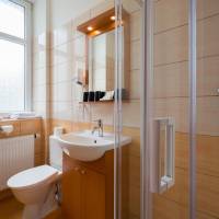 Double Room with Free Parking