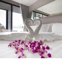 Deluxe Double Room with Partial Sea View