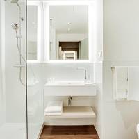 Guest Room, 1 King