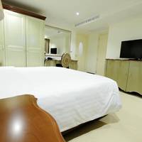 One-Bedroom Suite with City View