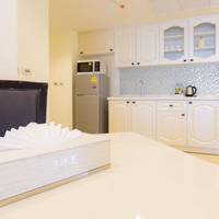 Two-Bedroom King Suite