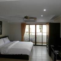 King Apartment with Big Balcony