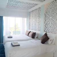 Studio with Sea View