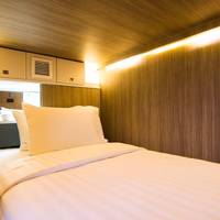 Capsule Suite(Upper and Lower)