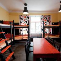 12-Bed Private Room