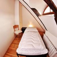 Single Room with Shared Bathroom