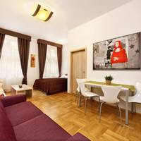 Superior One-Bedroom Apartment (4 Adults)