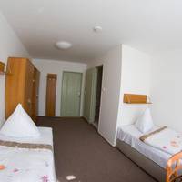 Standard Twin Room with Shared Bathroom