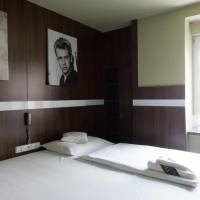 Quadruple Room with Private Bathroom