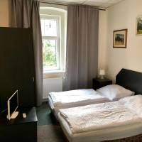 Economy Triple Room