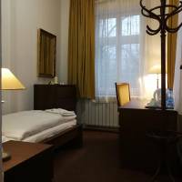 Single Room with External Private Bathroom