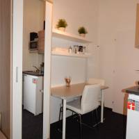 Apartment with Shower - no window