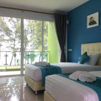 Standard Twin Room with Sea View