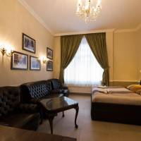 Deluxe Two-Bedroom Apartment